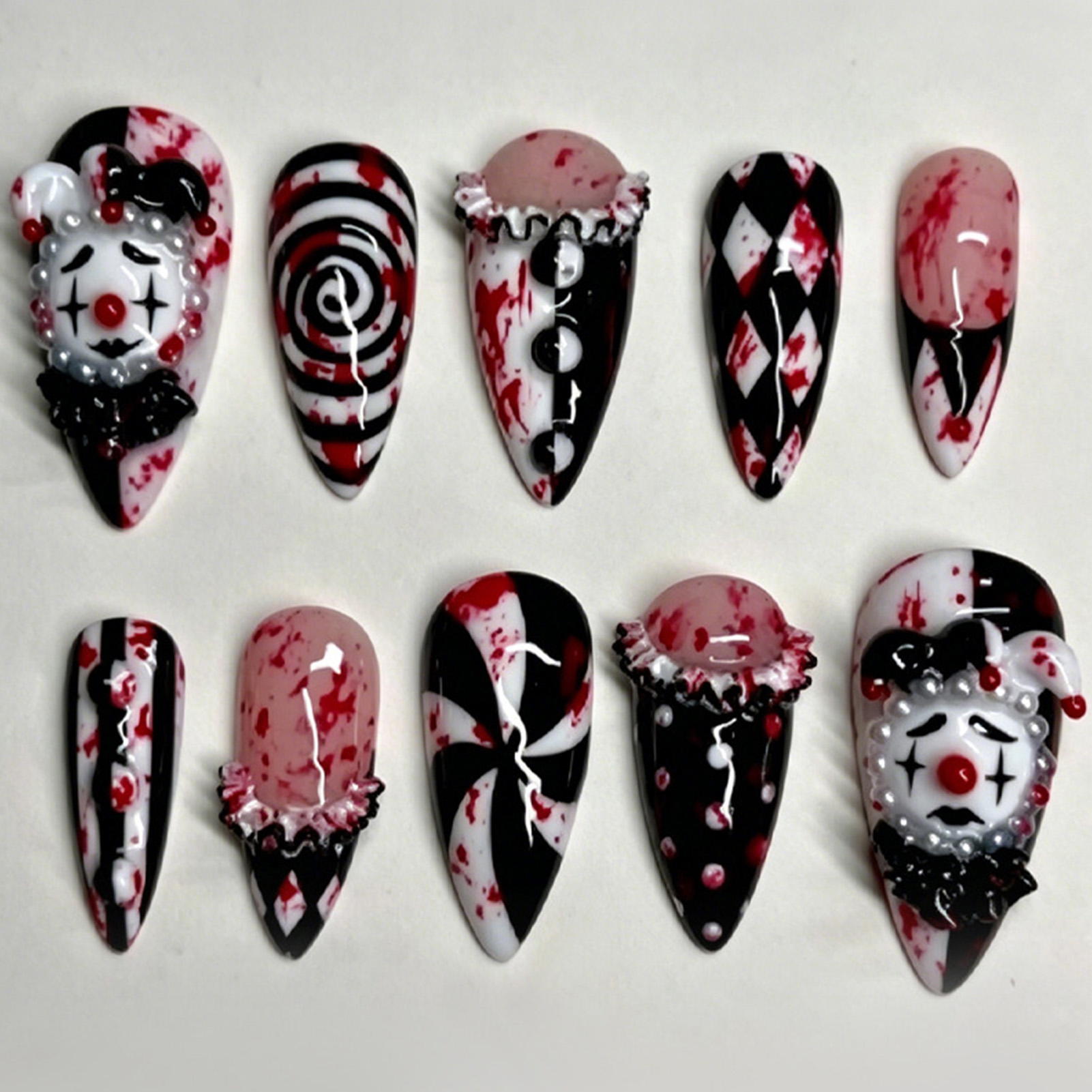 30 adet Komik Koyu Palyaço Des - Nail Art Press On incelemesi ve fiyatı