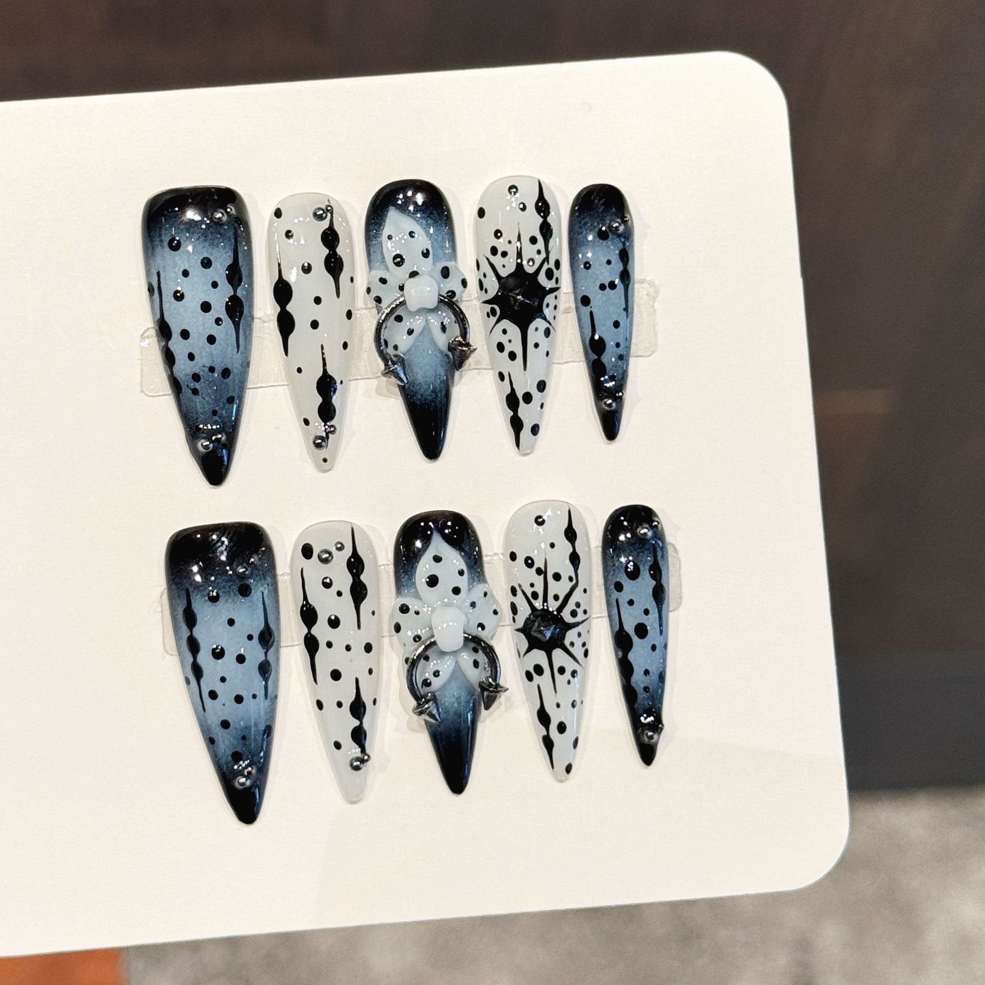 10 Adet Gradyan Mürekkep Mavis - Nail Art Press On incelemesi ve fiyatı